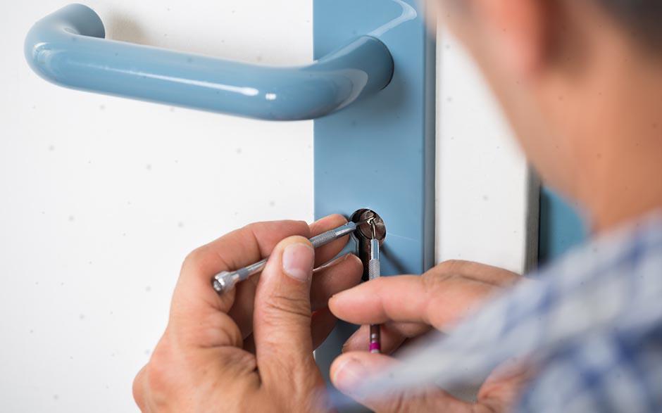 changer serrure porte de garage Beauvais