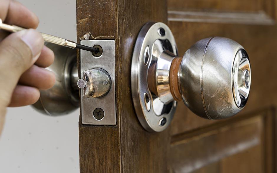 changer serrure porte de garage Beauvais